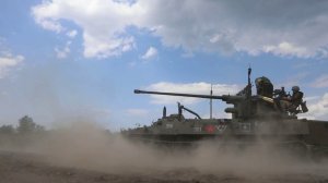 Работа расчета 57-мм зенитного орудия С-60