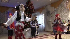 Разбойники Бременские музыканты дети выступают новогодний утренник 2016 в детском саду