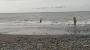 Вардане, Краснодарский край, сентябрь 2022г Волны жесть.