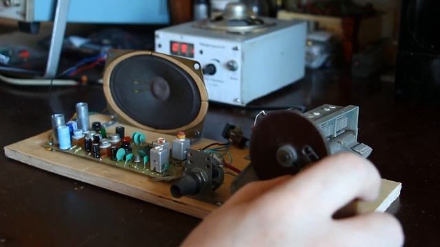 Приемник прямого преобразования на германиевых транзисторах, 80 и 40м диапазон смотреть онлайн