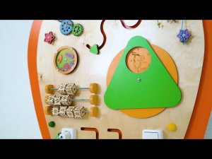 Бизиборд «Крум» для оформления стен в детских садах, школах и ДОУ