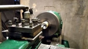 ПЕРВАЯ ПРОСТАЯ РАБОТА. НА ТОКАРНОМ СТАНКЕ ТВ 320