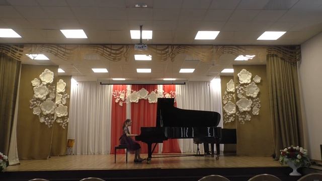 "Я - солист" Загибалова Полина, 6 класс, 12 лет смотреть онлайн