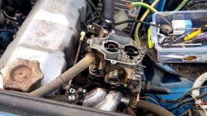 ВАЗ 2105 не заводится, приехал на верёвке. Делаем солекс. ч1.