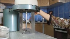 Маслобойка  времен СССР  //Деревенская жизнь Рукодельницы//