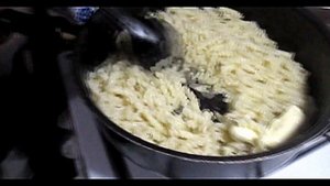 КАК  ПРИГОТОВЫТЬ САМЫЕ ВКУСНЫЕ МАКАРОНЫ ЗА 30 СЕКУНД