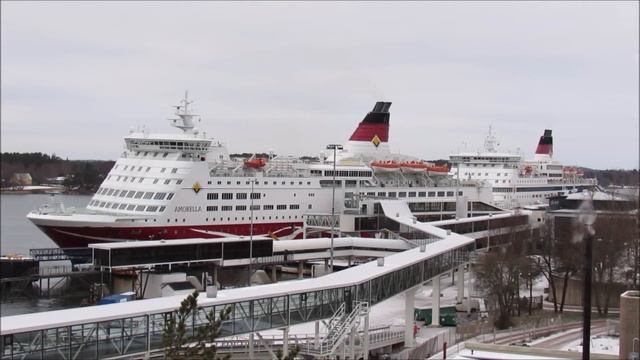 M/S Gabriella & Amorella I Mariehamn 12 Januari 2018 Viking Line