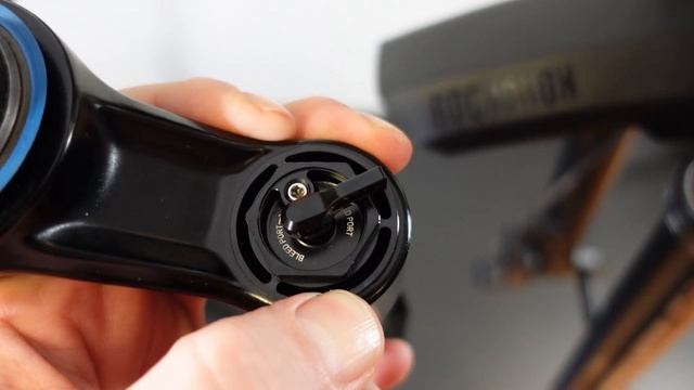 RockShox SID Ultimate120mm vs SID SELECT Fork - Quick Check - Side-by-Side смотреть онлайн