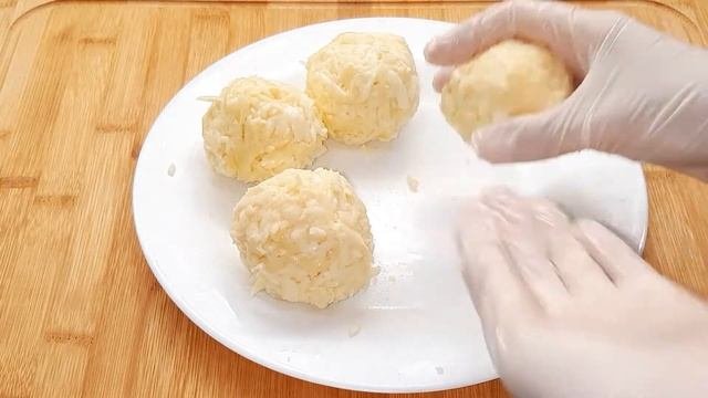 ХАЧАПУРИ на сковороде, самый простой рецепт. Так много сыра в одной лепёшке Вы еще не пробовали!