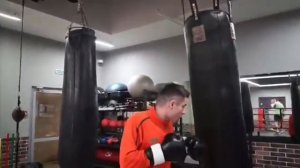 Школа бокса Тема урока: Работа на тяжёлом мешке