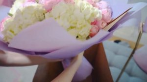 ПОДАРИЛ  АЙФОН 11 ПРО ДЕВУШКЕ! СЮРПРИЗ НА ДЕНЬ РОЖДЕНИЕ!