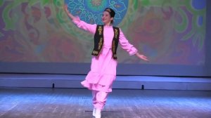 Татарский народный танец, исполняет Алина Коротких (Хлевенский ЦКиД)