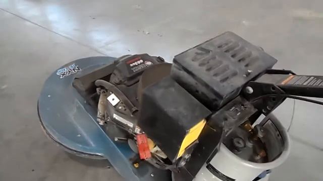 Полировка бетонных полов. Полировка полов машинкой ОНИКС. http://www.ntiexport.com