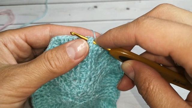Берет двухцветный крючком?Crochet beret?Часть 1 (1 - 12 ряд)