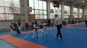 17.02.2024 Алексей Погосян красный жилет. 2 бой Архангельская Тхэквондо.