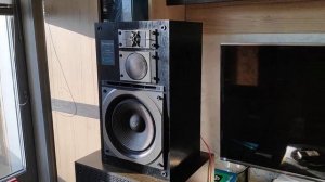 lo-d HS-7 vs SB-F75