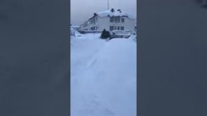 Чистим снег. Самодельный отвал. Вездеход Охотец