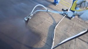 ремонт рулонной кровли материалом полимерно-битумная эмульсия "Жидкая Резина"