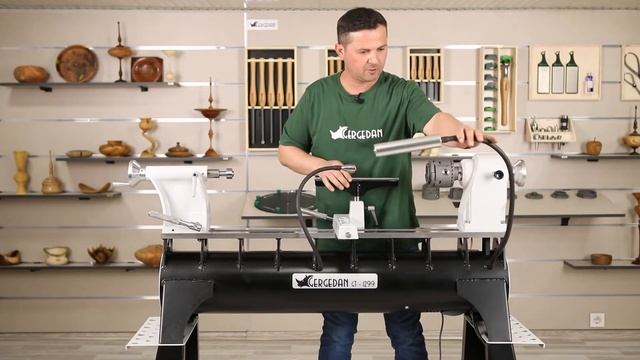 Токарный станок по дереву Gergedan 1299-80. 40 см делового мира это 80 см #woodworking #токарноедел