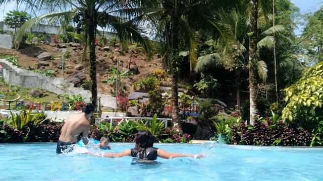 #swimming #spring #summer Anthurium resort at May It lucban Quezon province смотреть онлайн