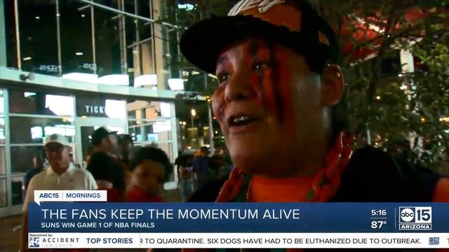 Suns fans keep the momentum alive after Game 1 смотреть онлайн