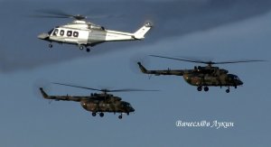 С началом Августа, или посадка Августа AW139, а так же вылет парой Милевских Ми-8