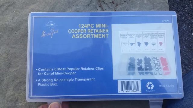 Fixed the outside A-pillar trim on 2009 Mini Cooper смотреть онлайн