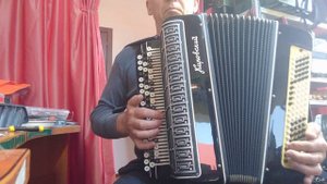 Баян КИРОВСКИЙ