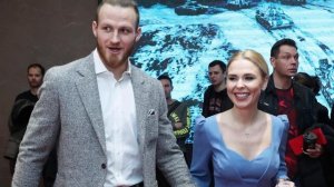 Дочь останется с...Вскрылись шокирующие подробности развода певицы Пелагеи