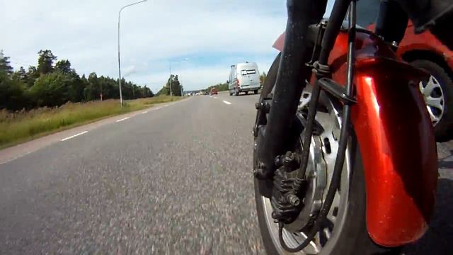 Hojtur med Honda VF400f смотреть онлайн