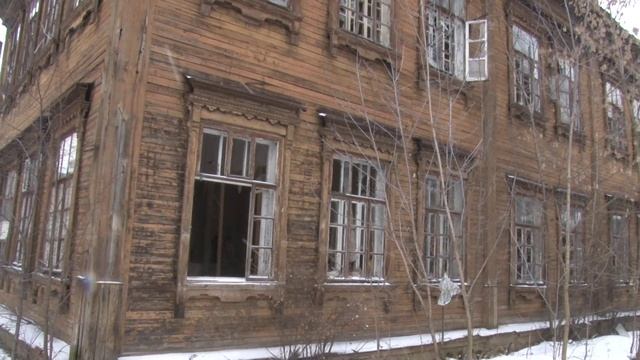 Заброшенные деревянные дома в Голицыне