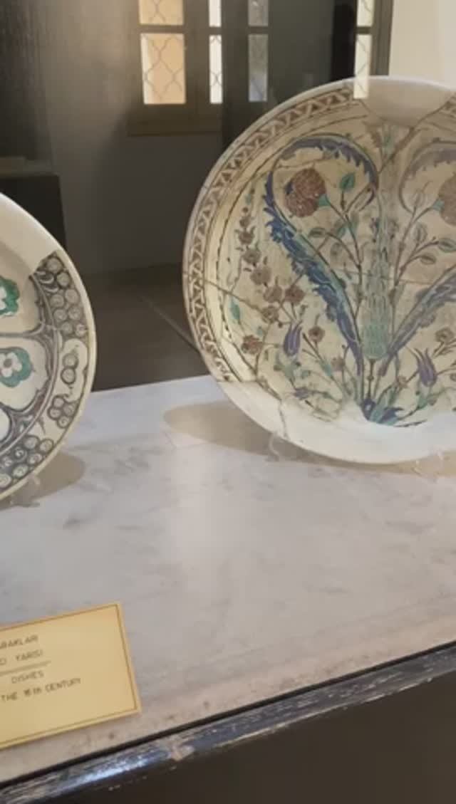 Археологический музей в стенах современного монастыря Св. Варнавы