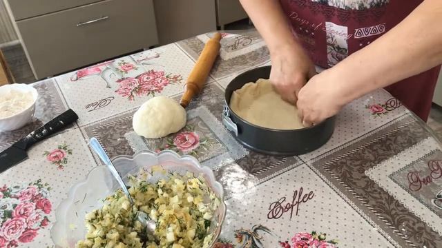 Самый вкусный Капустный пирог Из слоеного дрожжевого теста смотреть онлайн