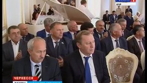 Рашид Темрезов вручил награды заслуженным людям республики