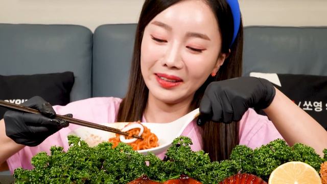불닭 🔥 오징어 팽이버섯 & 오징어 튀김 불닭볶음면 먹방 SPICY Squid Enoki Mushrooms Seafood Noodles Mukbang ASMR Ssoyoung
