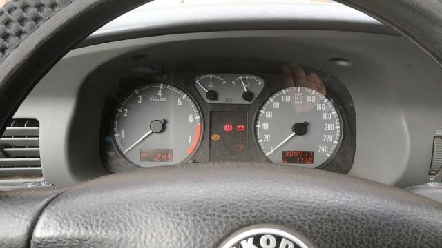 Octavia I 1.8 20v start problém смотреть онлайн