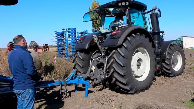 Самый мощный среди тракторов VALTRA - S374 ! смотреть онлайн