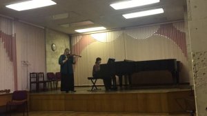 А. Пьяццолла."Либертанго". Исполняют Мария Прокопьева (скрипка) и Наталья Павловская ( фортепиано).