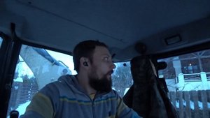 Работа зимой на экскаваторе погрузчике Терекс