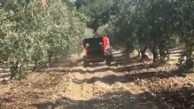 Прицеп для перевозки удобрений и фруктов "Ak Ziraat" смотреть онлайн