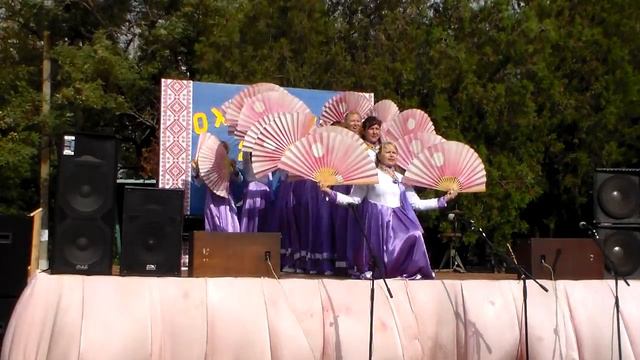 Танец с веерами." Танцевальный коллектив "Шехерезада." Кирилловский ПДК. смотреть онлайн