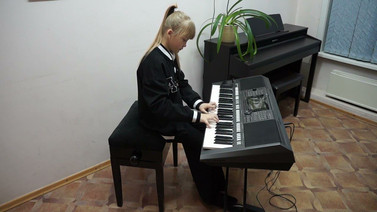 651 Скобелева Ангелина, г Бердск, Танец эльфов
