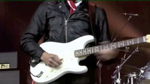 Jeff Beck - Little Wing 6-12-2011