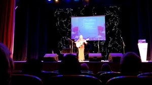 "СОЛНЦЕ ЛЮБВИ". Стихи Владимира Соловьёва  (1859 -- 1900 г.г.). Муз. и исп. -- Наталья Бузинская.