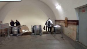 Москва.Метро.Переход на станцию Таганская, кольцевая.