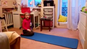 Как сделать кувырок назад