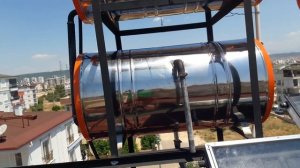 Установка солнечных батарей на крыше, для горячей воды