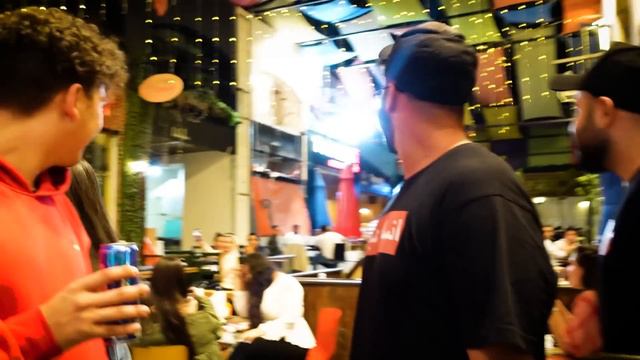 خليت شخص بشبهني يعمل تجمع لمتابعيني смотреть онлайн