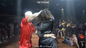 ATACA  LA ALEMANA!!! И. Кучин - А на чёрных ресницах.