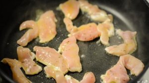 Паста с курицей и грибами